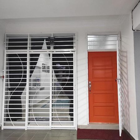 Bb D'Velodrom Homestay Dungun Esterno foto